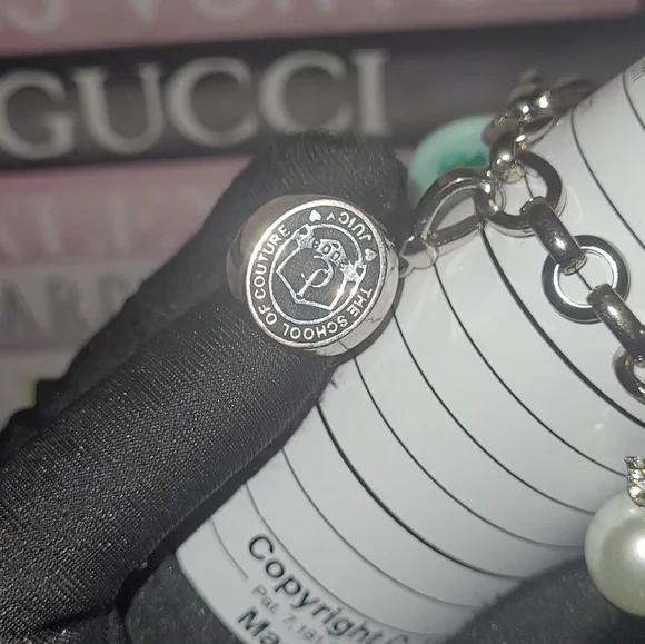 JUICY COUTURE LIMITED EDITION 2008BRACELET ✨️W/ 5 RARE JUICY COUTURE CHARM⚘️ - Picture 6 of 17